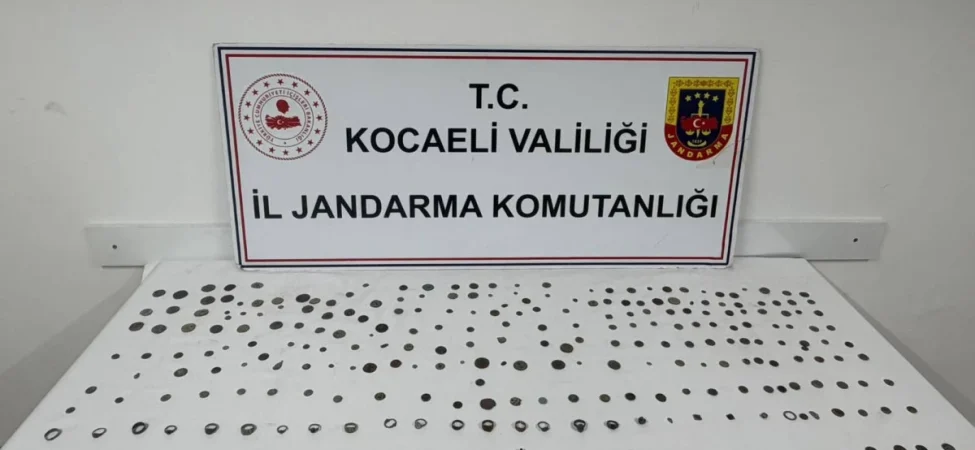 Dilovasinda-271-Parca-Tarihi-Eser-Ele-Gecirildi-featured