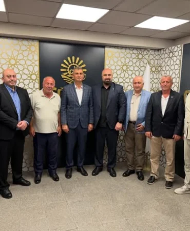 Golcuk-Belediye-Baskani-Sezer-Kutaisi-heyetini-agirladi-featured