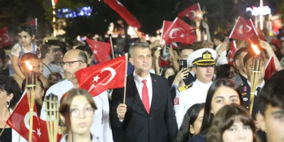 Gölcük Belediye Başkanı Sezer’den Zafer Bayramı Mesajı