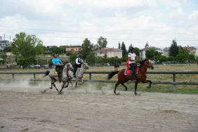 Golcuk-Rahvan-Yarislarinda-Altin-Kemer-Simsirin-Oldu-featured