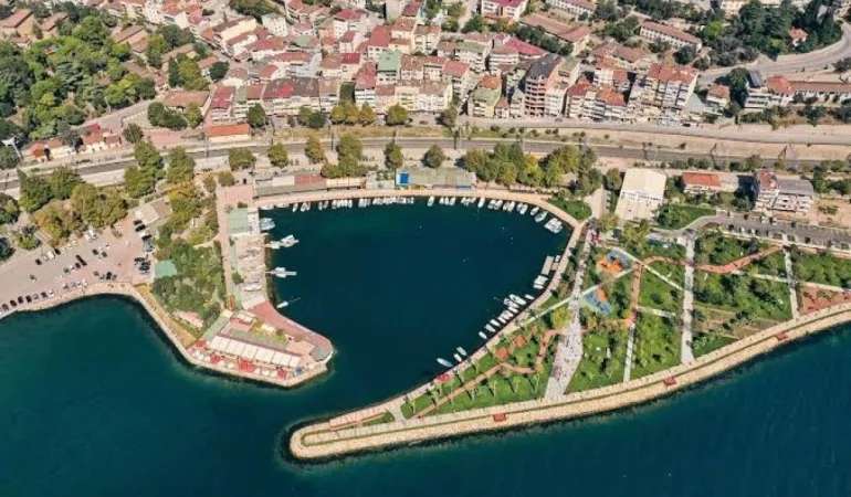 Golcuk-Sahili-78-Bin-Metrekarelik-Projeyle-Yenilenecek-featured