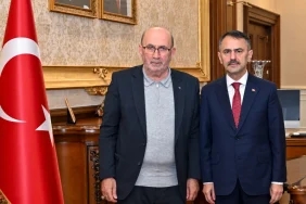 Golcuk-Ziyaret-Vakfi-Baskani-Ozturk-Vali-Aktasi-Ziyaret-Etti-featured