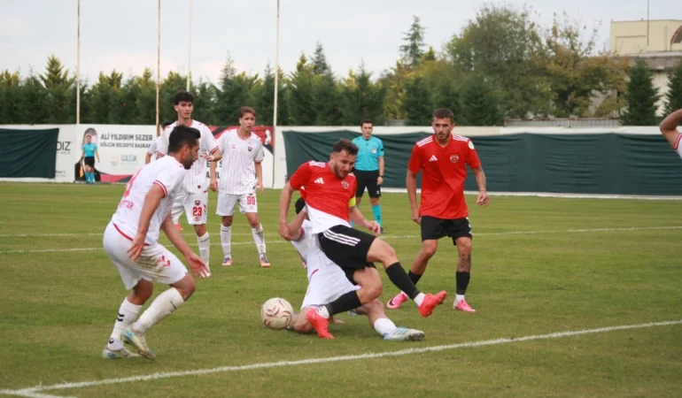 Golcukspor-kupada-3.-tura-yukseldi-Rakibini-2-0-yendi-featured