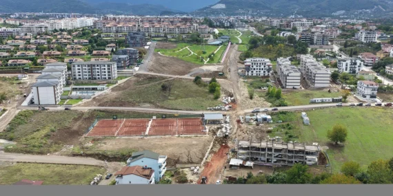 İSU Gölcük’te 9 bin 55 metre yeni altyapı hattı döşüyor