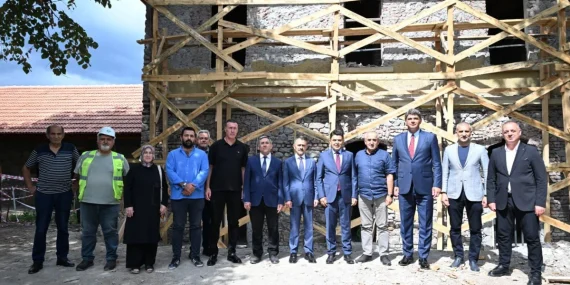 Kartepe Derbent Tren Garı restorasyonu heyetçe incelendi