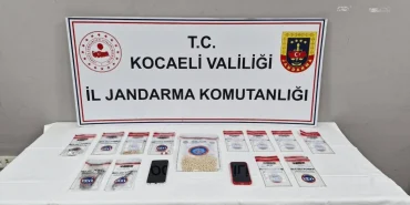 Kartepe-ve-Golcukte-uyusturucu-operasyonu-3-adrese-baskin-featured