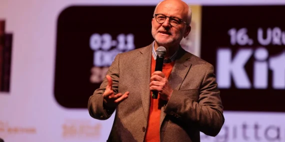Kemal Sayar Kocaeli Kitap Fuarı’nda sükuneti anlattı