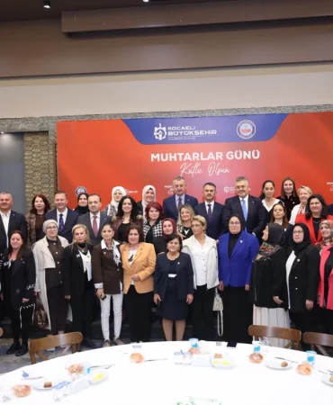Kocaeli-Buyuksehir-19-Ekim-Muhtarlar-Gununu-Torenle-Kutladi-featured
