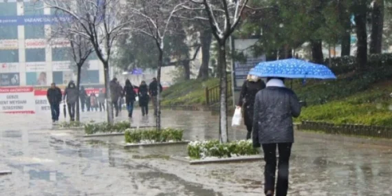 Kocaeli için kuvvetli sağanak yağış uyarısı
