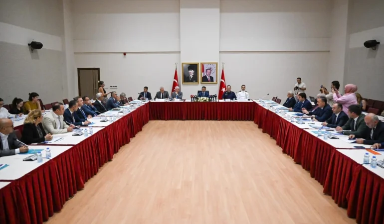 Kocaeli8217de-Vali-Ilhami-Aktas-baskanliginda-asayis-zirvesi-featured