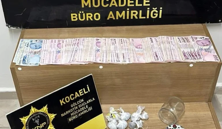 Kocaeli8217deki-narkotik-operasyonunda-3-zanli-tutuklandi-featured