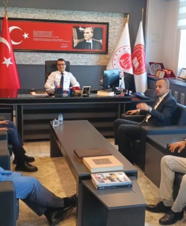MHP-Golcuk-Yonetiminden-Bassavci-Ismail-Sari8217ya-Ziyaret-featured