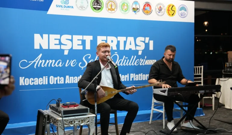 Neset-Ertas-Kocaelide-Ozel-Bir-Geceyle-Anildi-featured