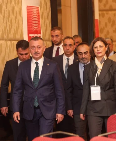 Tahir-Buyukakin-TBB-Secim-Salonuna-Ilk-Ulasan-Aday-Oldu-featured