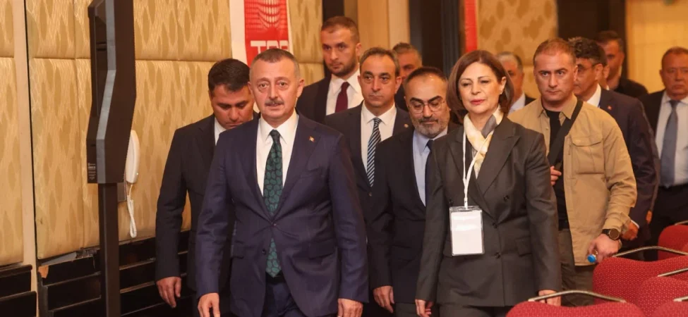 Tahir-Buyukakin-TBB-Secim-Salonuna-Ilk-Ulasan-Aday-Oldu-featured