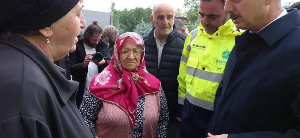 Tahir-Buyukakin-sel-bolgelerinde-incelemelerde-bulundu-featured