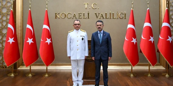 Tuğamiral İzzet Emre Afacan Vali İlhami Aktaş’ı Ziyaret Etti