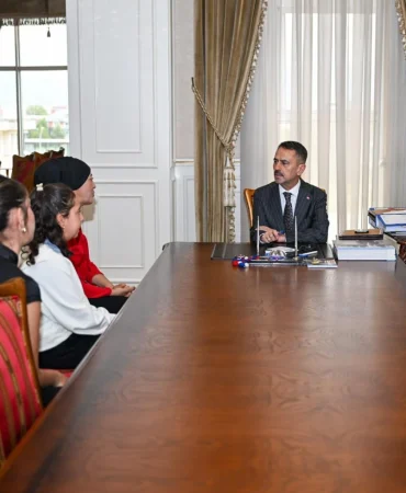 Vali-Ilhami-Aktas-Kocaeli-sakinlerinin-sorunlarini-dinledi-featured
