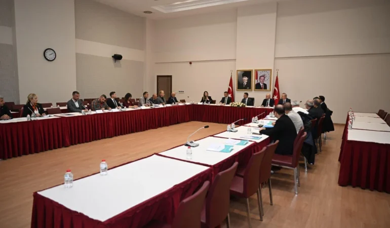 Vali-Ilhami-Aktas-baskanliginda-Kocaeli-turizm-plani-ele-alindi-featured