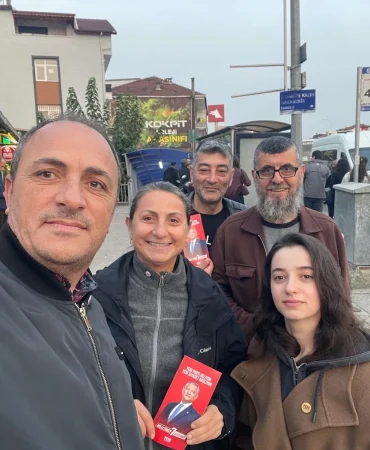 Yeni-Parti-Kocaeli-Kadrolari-Ilk-Mesaiyi-Iscilerle-Yapti-featured