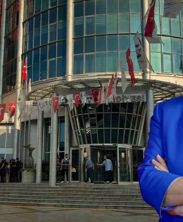 izmit-belediyesine-operasyon-belediye-baskani-fatma-kaplan-hurriyet-gozaltina-alindi-trmf